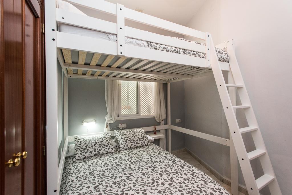 Divi Apartments Valvanera Seville Ngoại thất bức ảnh