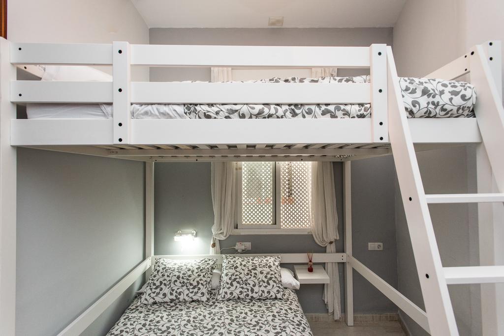 Divi Apartments Valvanera Seville Ngoại thất bức ảnh